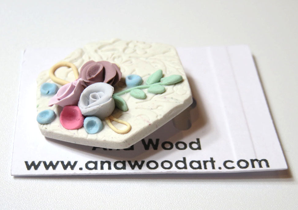 Clay Brooch (CB13)